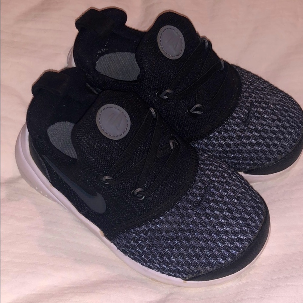Nike black toddler sneakers!
